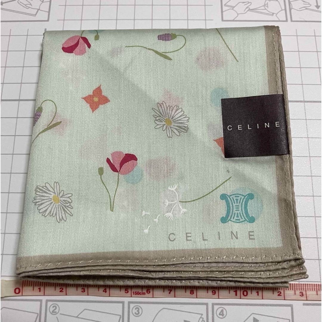 celine(セリーヌ)のセリーヌ　ハンカチ　未使用　CELINE レディースのファッション小物(ハンカチ)の商品写真