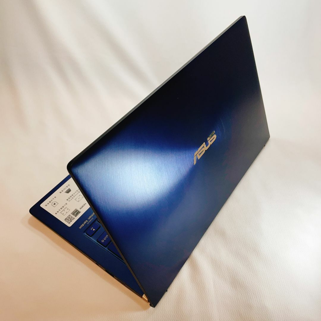 ASUS(エイスース)の【Screenpad搭載】ZenBook 14 UX434 8GB SSD512 スマホ/家電/カメラのPC/タブレット(ノートPC)の商品写真