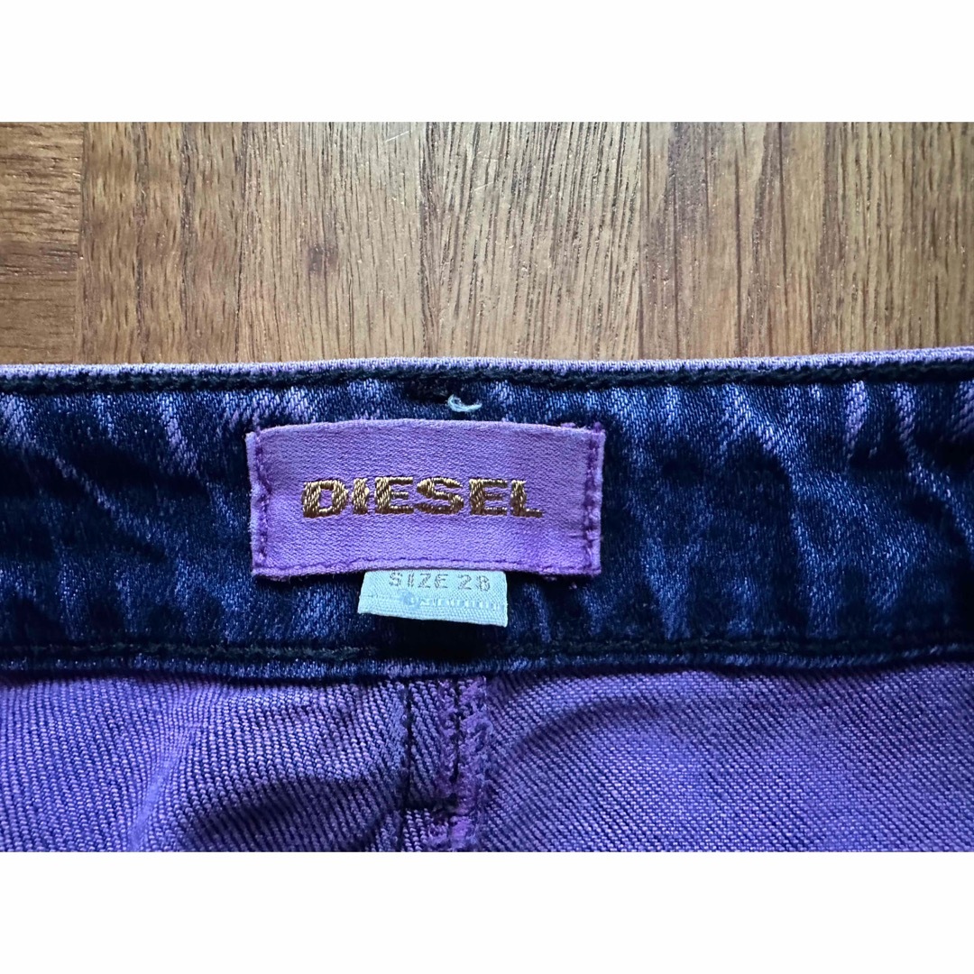 DIESEL(ディーゼル)のDIESEL ディーゼル ミニスカート　デニム ムラ染め　パープル レディースのスカート(ミニスカート)の商品写真