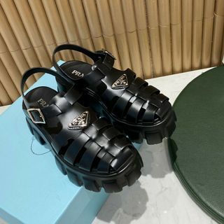 プラダ(PRADA)の(送料無料) ★ prada.サンダル  ★(プラダ). vv3(サンダル)