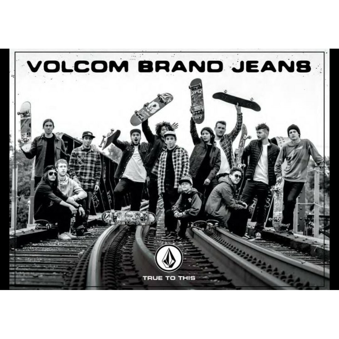volcom(ボルコム)の【00s】「VOLCOM/モダンブラックデニム」 メンズのパンツ(デニム/ジーンズ)の商品写真