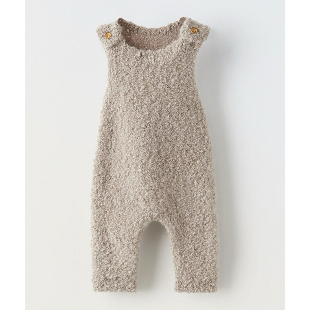 ZARA(ザラ)のzara kids baby ブークレニット　オーバーオール キッズ/ベビー/マタニティのベビー服(~85cm)(ロンパース)の商品写真