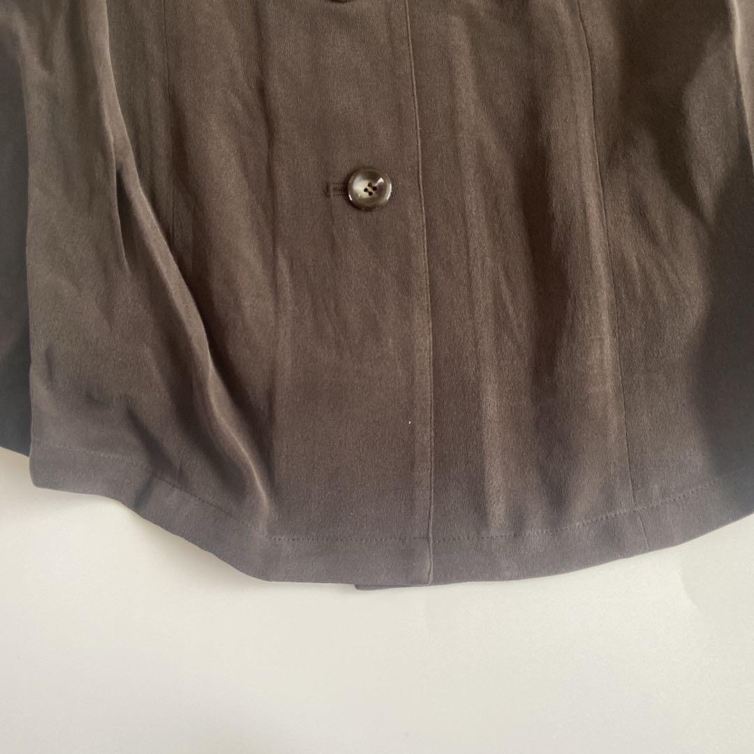 ジャスミ シルク 絹100% シルク100% ジャケット 肩パッド ブラウン レディースのトップス(シャツ/ブラウス(長袖/七分))の商品写真