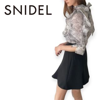 SNIDEL - E272 SNIDEL オーガンシースルーハーフスリーブブラウス