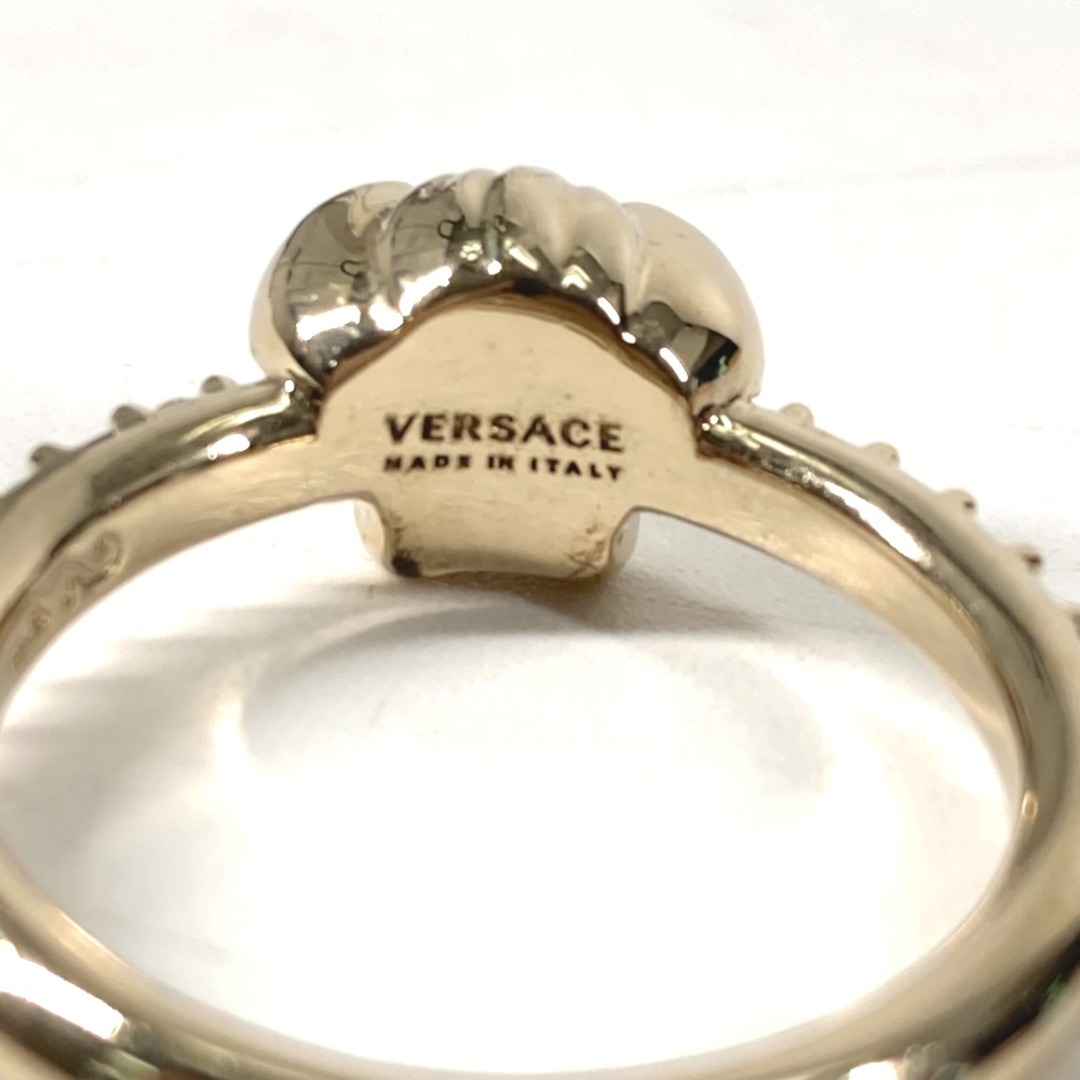 VERSACE(ヴェルサーチ)のヴェルサーチ VERSACE メデューサ ラインストーン アクセサリー リング・指輪 メタル ゴールド 新品同様 レディースのファッション小物(バンダナ/スカーフ)の商品写真