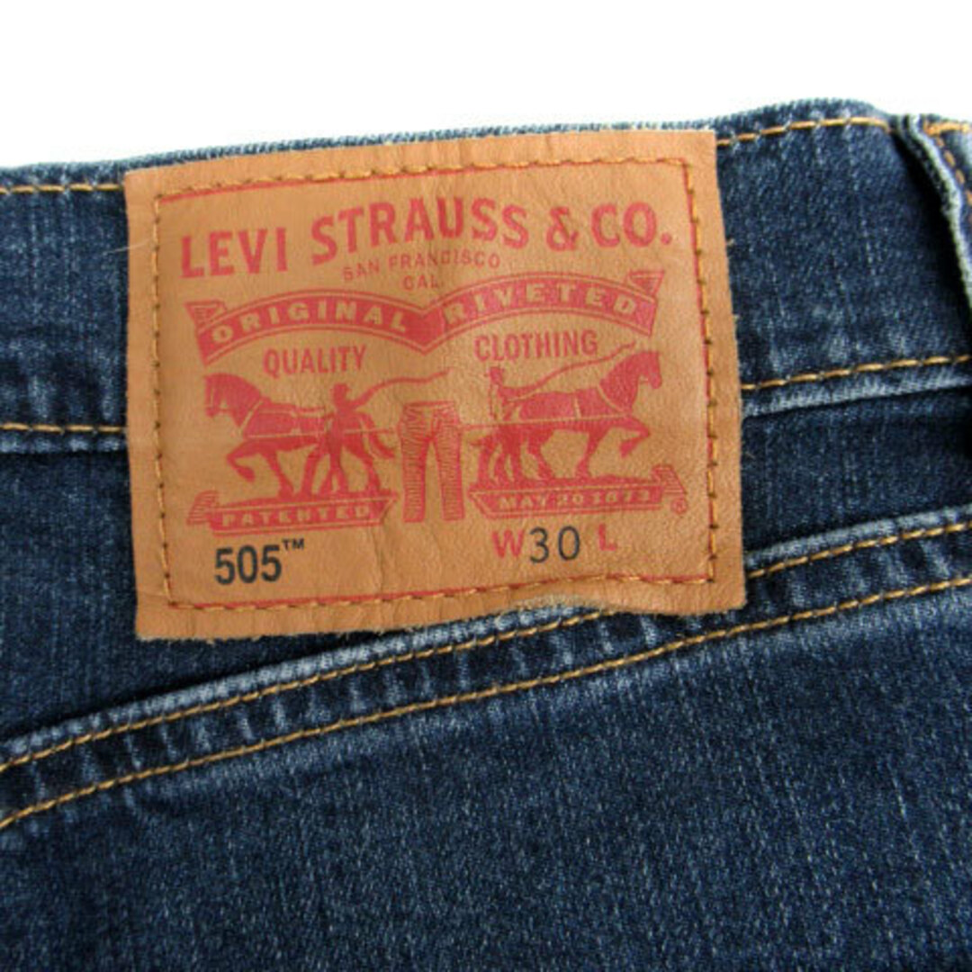 Levi's(リーバイス)のリーバイス 505 デニムショートパンツ 短パン ウォッシュ加工 30 青 メンズのパンツ(デニム/ジーンズ)の商品写真