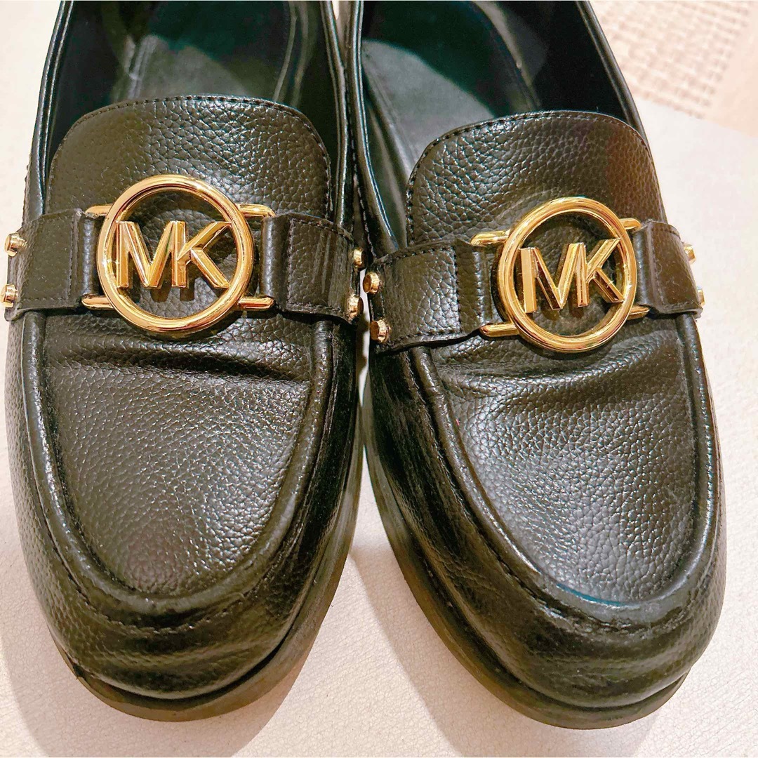 MICHAEL CORS パンプス黒 レディースの靴/シューズ(ローファー/革靴)の商品写真