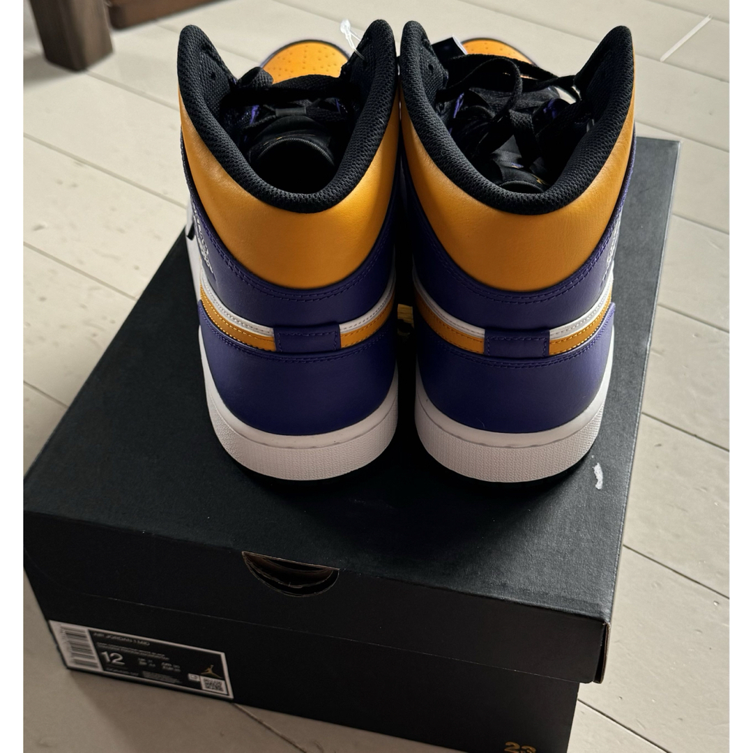 NIKE(ナイキ)のNike Air Jordan 1 Mid "Lakers" メンズの靴/シューズ(スニーカー)の商品写真