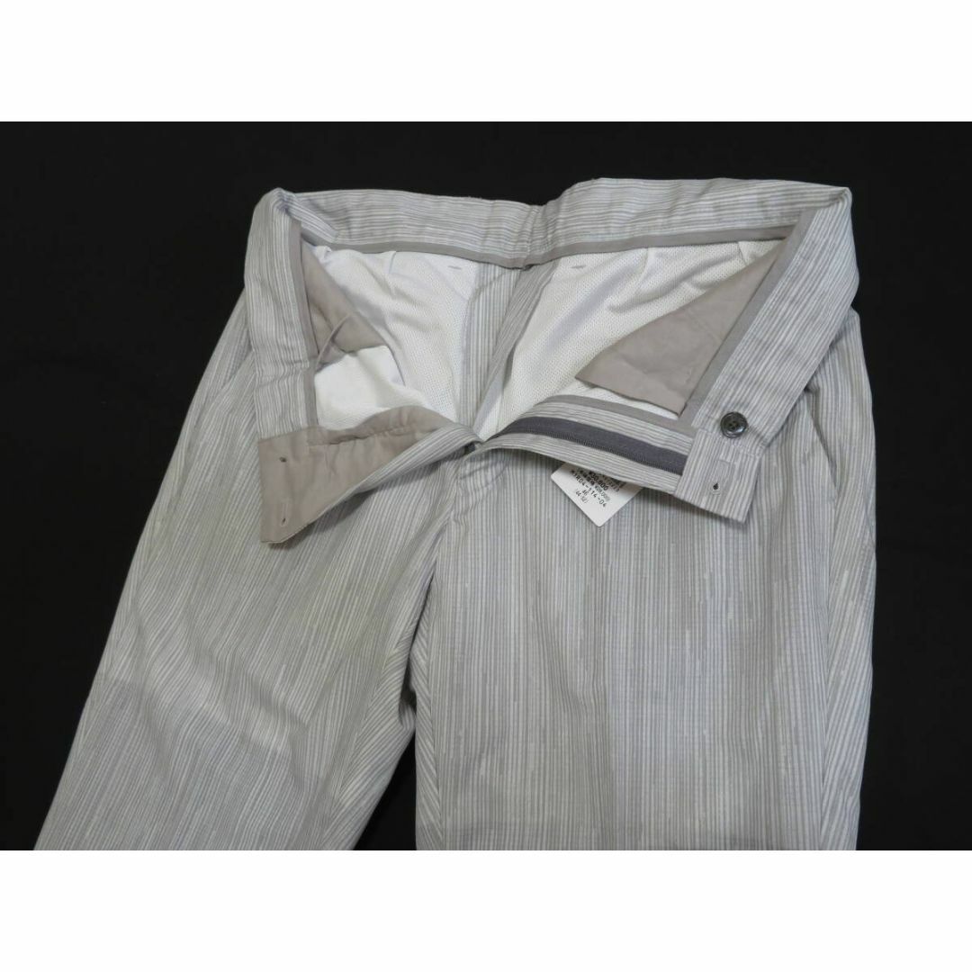 EPOCA UOMO(エポカウォモ)のEPOCA UOMO エポカウォモ 薄グレー系のデザインパンツ　48/L春夏 メンズのパンツ(その他)の商品写真