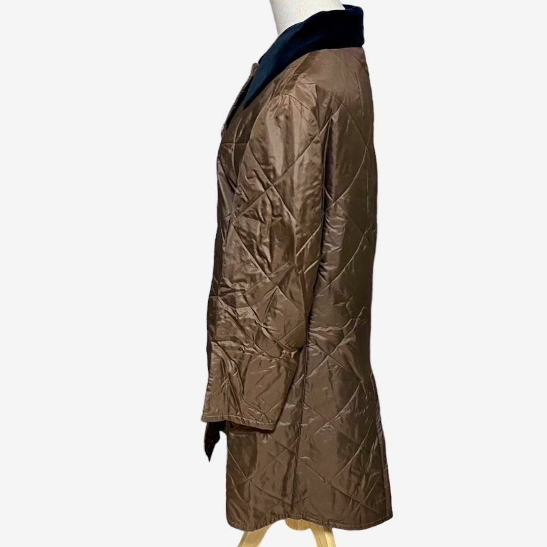 AKRIS(アクリス)の【大人気◎】AKRIS ステンカラーキルトロングコート 40 シルク100% レディースのジャケット/アウター(ロングコート)の商品写真