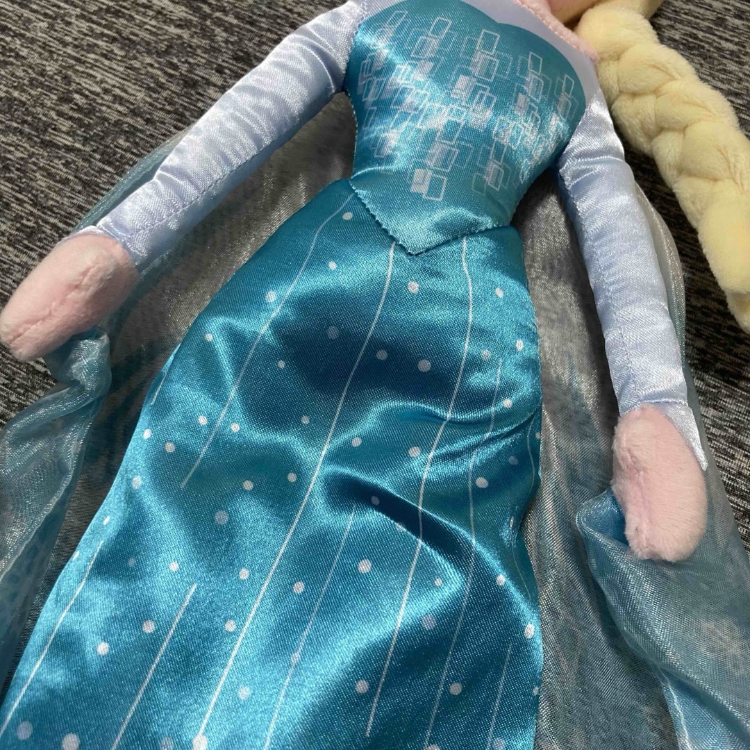 Disney(ディズニー)のアナと雪の女王　エルサ　ぬいぐるみ キッズ/ベビー/マタニティのおもちゃ(ぬいぐるみ/人形)の商品写真