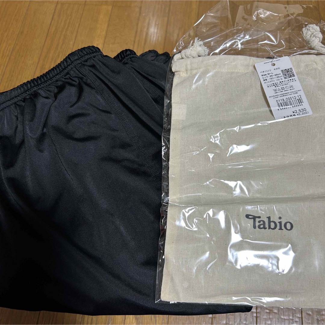 Tabio(タビオ)の靴下屋　さらっと透け防止ペチパンツ4分丈　ペチコート　M〜L レディースのレッグウェア(レギンス/スパッツ)の商品写真