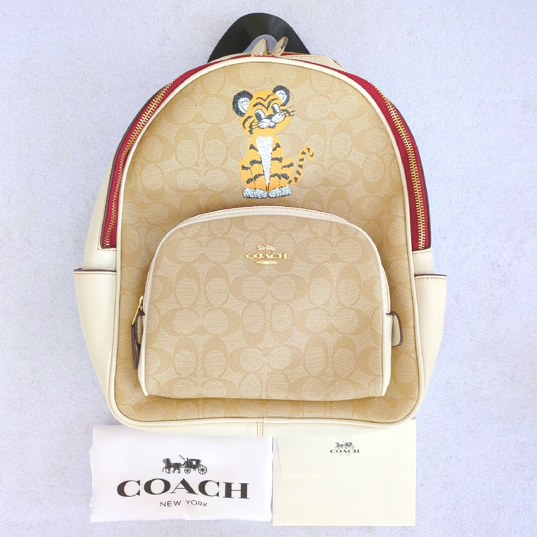 COACH(コーチ)のコーチ COACH リュック シグネチャー ベージュ 可愛い おしゃれ バッグ レディースのバッグ(リュック/バックパック)の商品写真