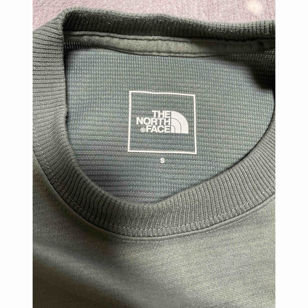 THE NORTH FACE(ザノースフェイス)のTHE NORTH FACE ロンT Sサイズ メンズのトップス(Tシャツ/カットソー(七分/長袖))の商品写真