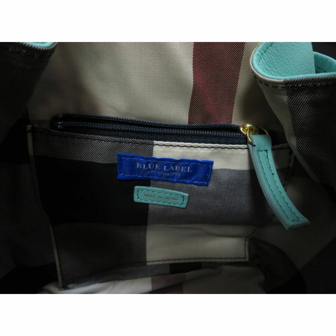 BLUE LABEL CRESTBRIDGE(ブルーレーベルクレストブリッジ)のブルーレーベル クレストブリッジ 　パステルグリーンの牛革ハンド・肩掛けバッグ　 レディースのバッグ(ハンドバッグ)の商品写真