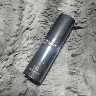 ロレアルパリ(L'Oreal Paris)のロレアル パリ カラーリッシュ モイストマット N250 リッチメルロー(口紅)