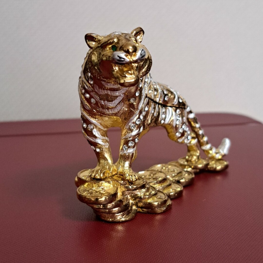 虎🐯のジュエリーボックス インテリア/住まい/日用品のインテリア小物(小物入れ)の商品写真