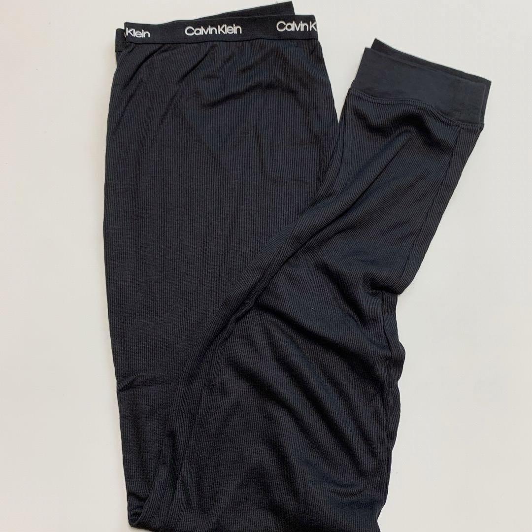 Calvin Klein(カルバンクライン)の【新品】カルバンクライン ロンT ジョガー セットアップ ブラック M レディースのルームウェア/パジャマ(ルームウェア)の商品写真