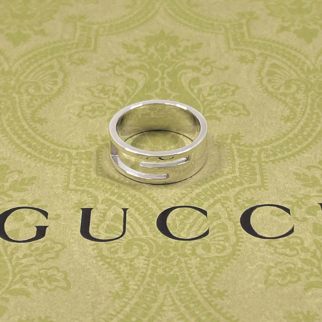 Gucci(グッチ)のグッチ リング・指輪 ブランデッド カットアウトG   シルバー メンズのアクセサリー(リング(指輪))の商品写真