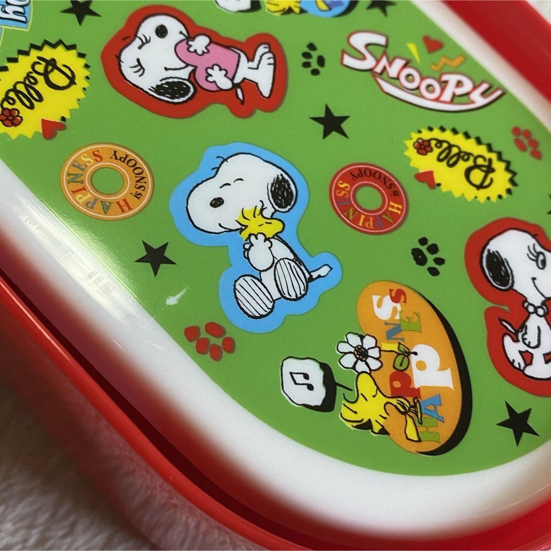 SNOOPY(スヌーピー)の未使用　スヌーピー　お弁当箱　4つ　まとめ売り　重ねられる エンタメ/ホビーのおもちゃ/ぬいぐるみ(キャラクターグッズ)の商品写真