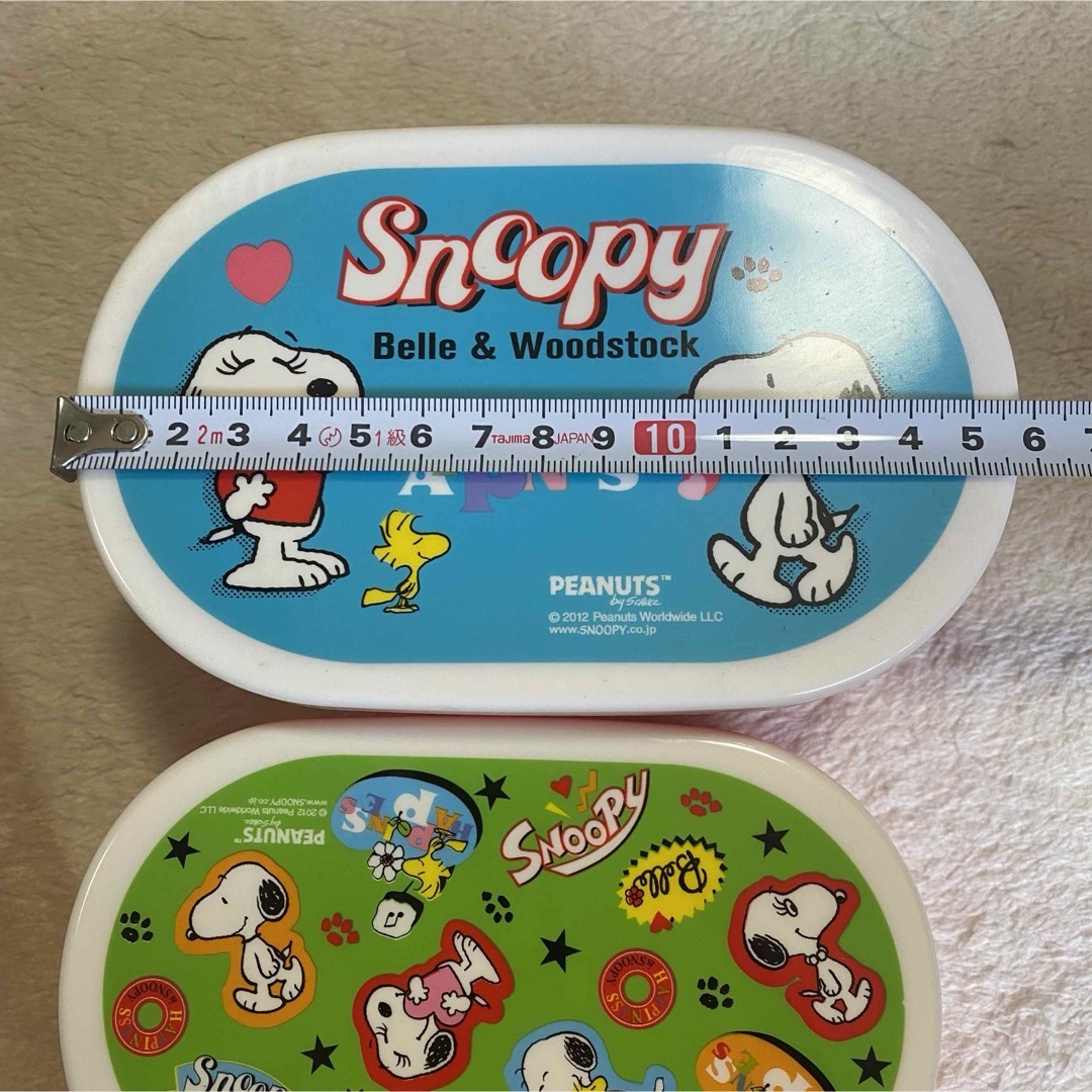 SNOOPY(スヌーピー)の未使用　スヌーピー　お弁当箱　4つ　まとめ売り　重ねられる エンタメ/ホビーのおもちゃ/ぬいぐるみ(キャラクターグッズ)の商品写真