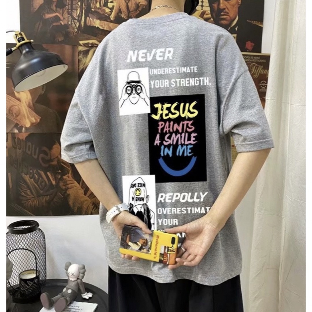 おしゃれバックプリントT　カットソー　ラン　スポーツ　宅トレ　運動　ジム メンズのトップス(Tシャツ/カットソー(半袖/袖なし))の商品写真