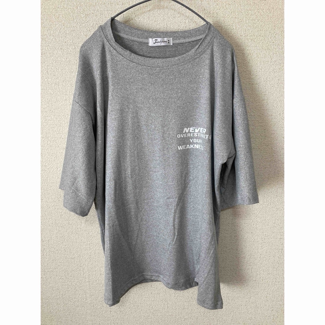 おしゃれバックプリントT　カットソー　ラン　スポーツ　宅トレ　運動　ジム メンズのトップス(Tシャツ/カットソー(半袖/袖なし))の商品写真