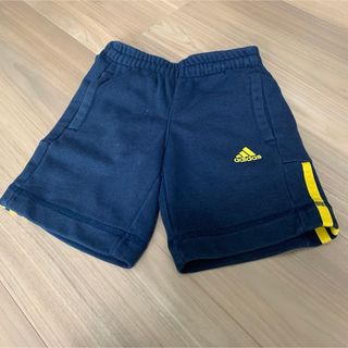 アディダス(adidas)のハーフパンツ(パンツ/スパッツ)