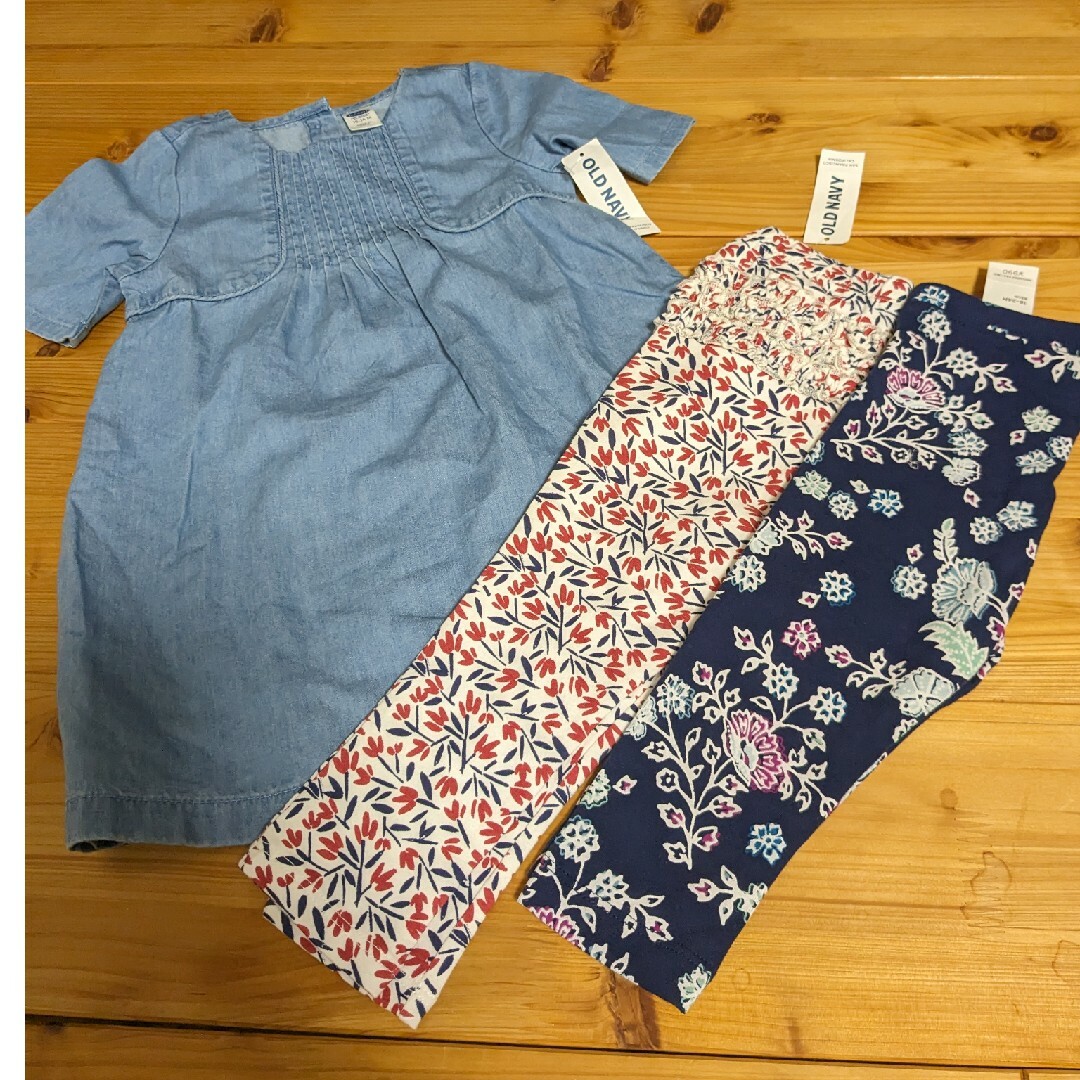 Old Navy(オールドネイビー)の新品　オールドネイビー3点セット85 キッズ/ベビー/マタニティのベビー服(~85cm)(ワンピース)の商品写真