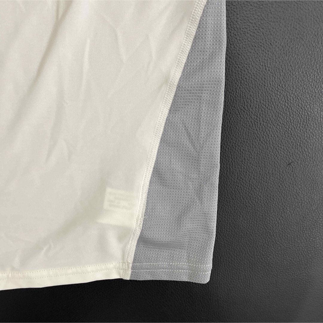 UNDER ARMOUR(アンダーアーマー)のアンダーアーマー　半袖インナーシャツ　サイズXL新品タグ付き スポーツ/アウトドアのサッカー/フットサル(ウェア)の商品写真