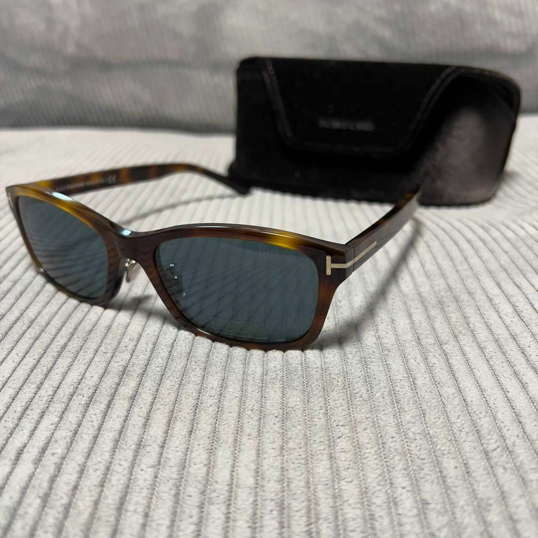 TOM FORD(トムフォード)の新品 Tom Ford トムフォード  ブルーレンズサングラス TF875-D メンズのファッション小物(サングラス/メガネ)の商品写真