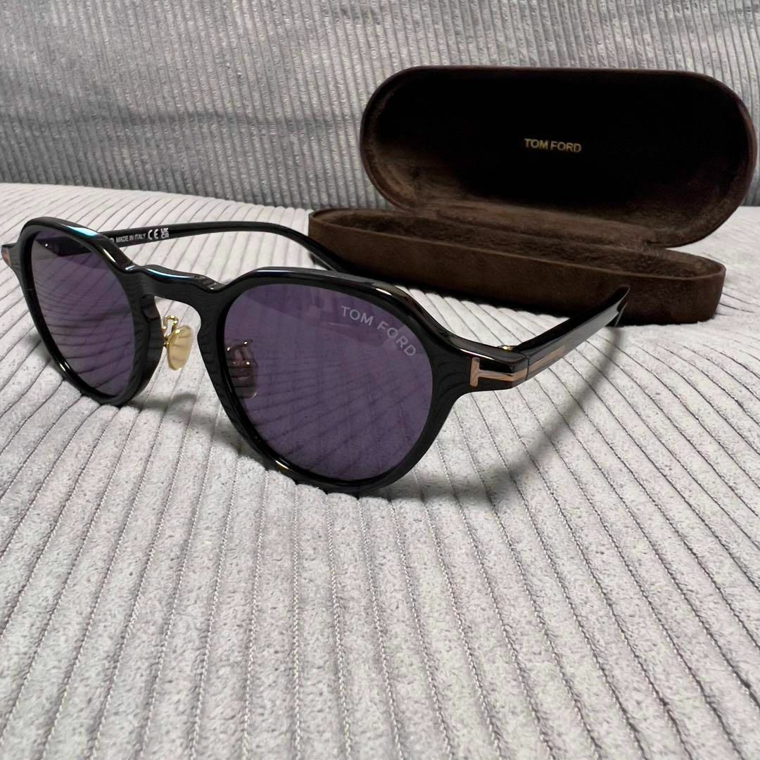 TOM FORD(トムフォード)の新品 Tom Ford トムフォード  パープルレンズ サングラス TF877 メンズのファッション小物(サングラス/メガネ)の商品写真