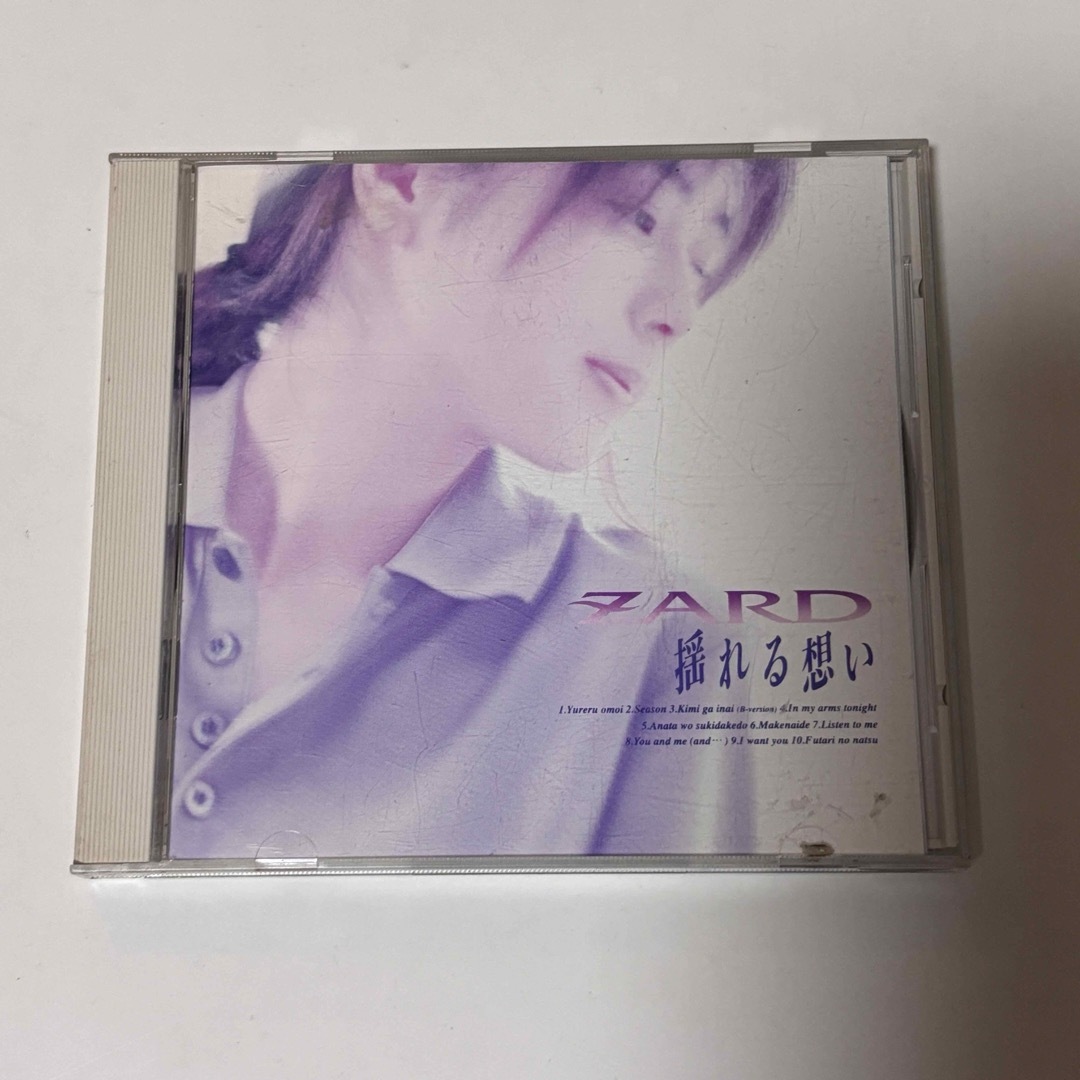 ZARD ザード 揺れる想い エンタメ/ホビーのCD(ポップス/ロック(邦楽))の商品写真