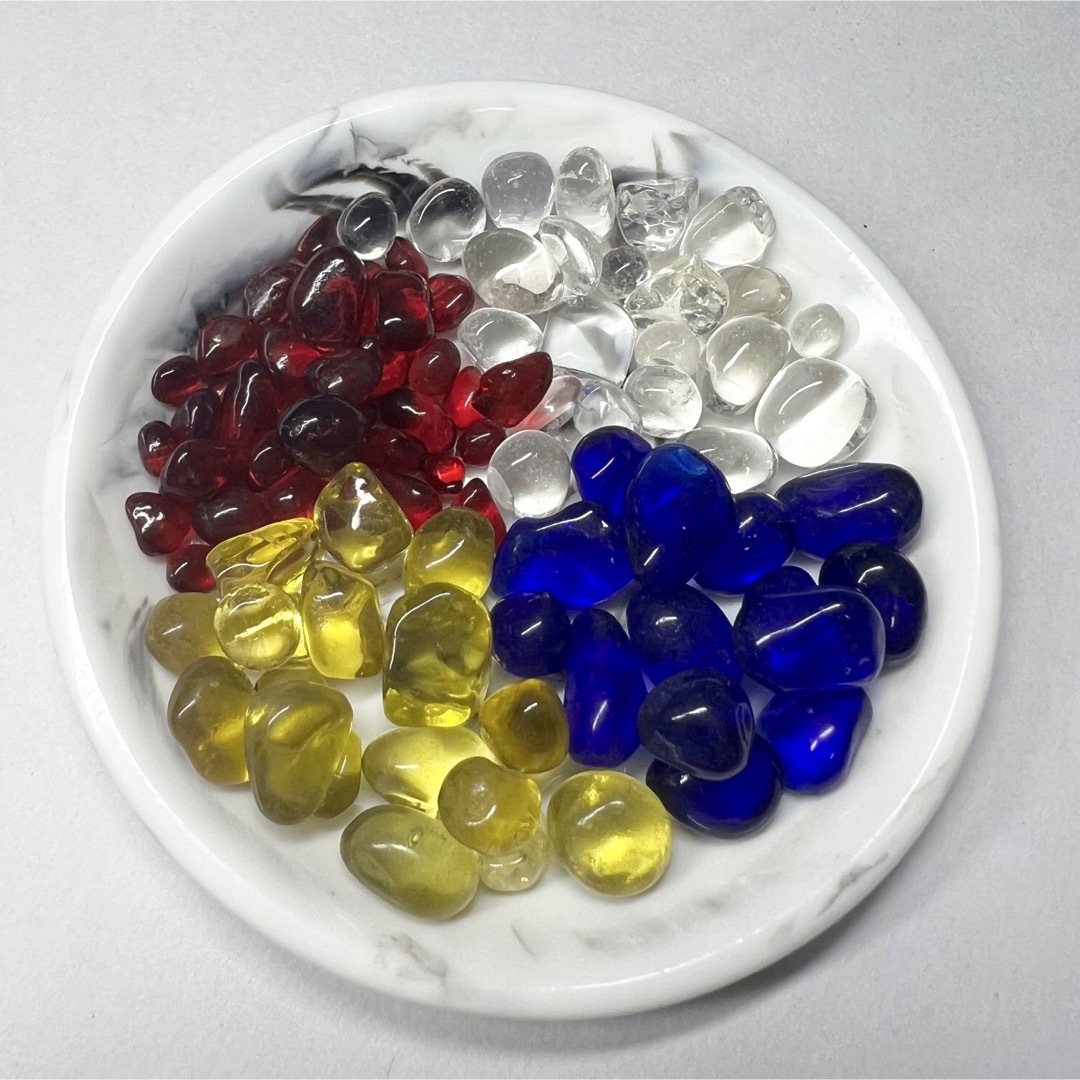 ガラス粒 ミックスカラー シーグラス レア シーグラスアート ガラスナギット ハンドメイドの素材/材料(各種パーツ)の商品写真