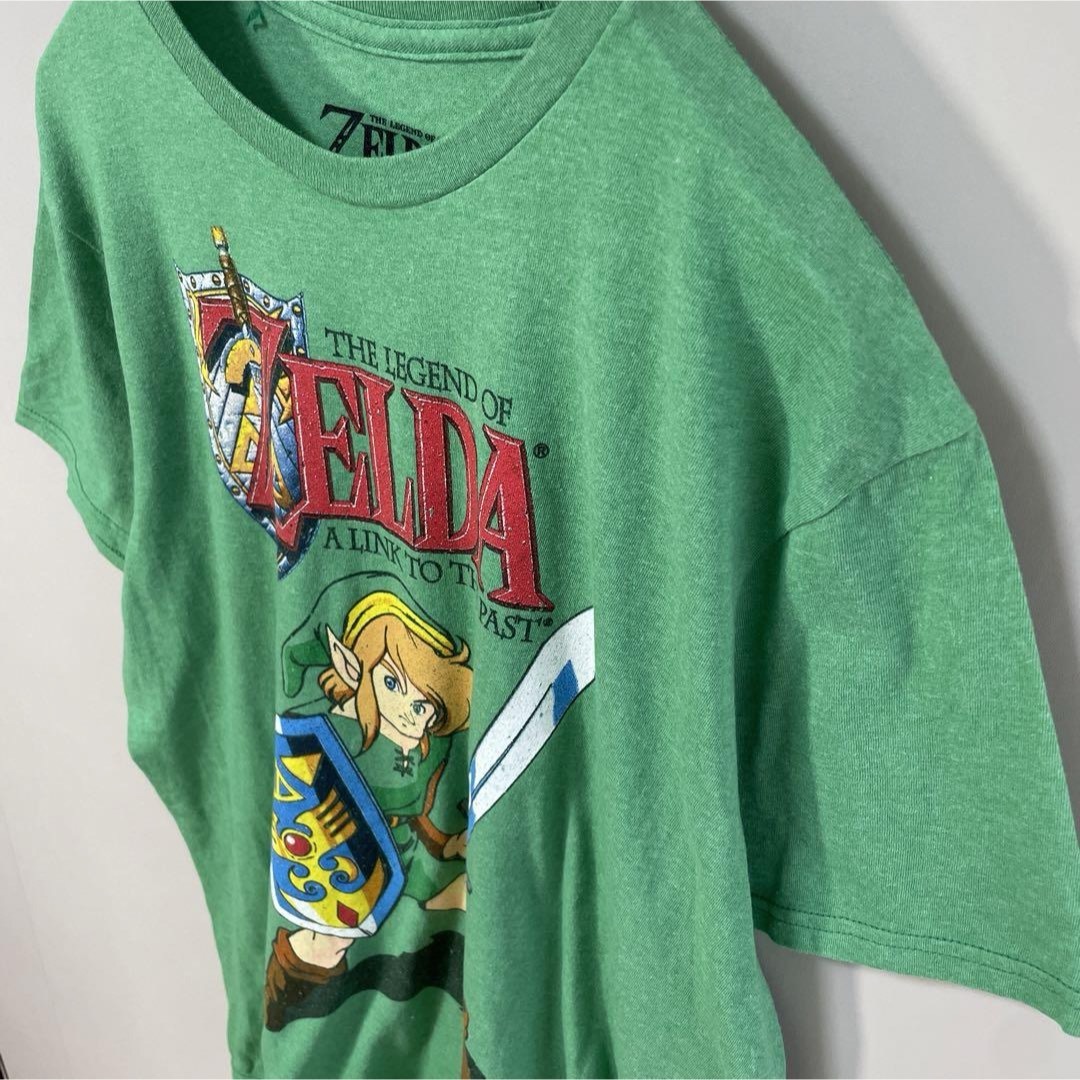 【グリーン、ゼルダの伝説】任天堂レトロゲームTシャツ古着リンク　　剣　一点もの メンズのトップス(Tシャツ/カットソー(半袖/袖なし))の商品写真