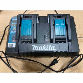 マキタ 2口 急速充電器 DC18RD makita (その他)