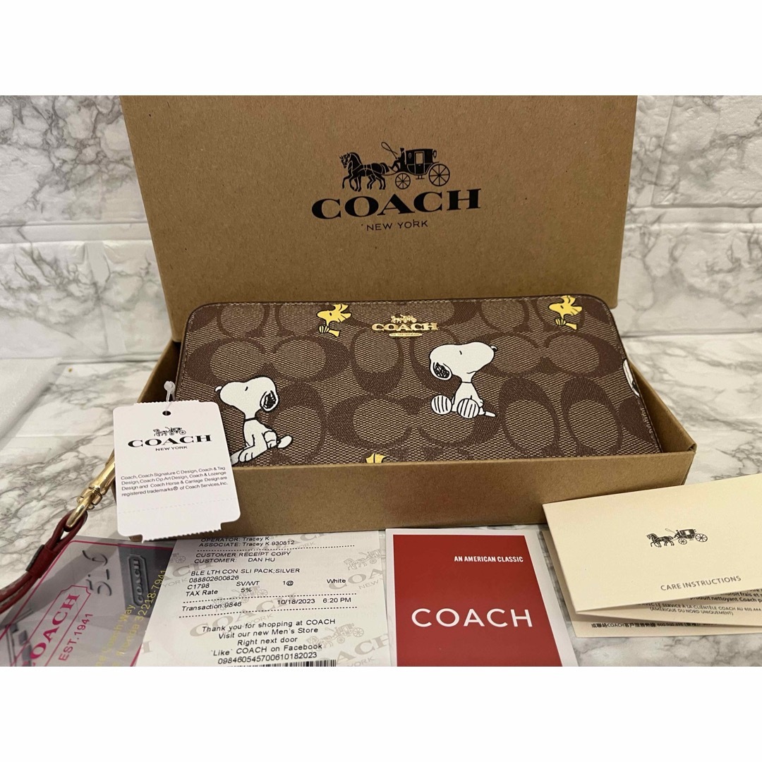 COACH(コーチ)のCOACH 長財布　SNOOPY×PEANUTS 新品 レディースのファッション小物(財布)の商品写真