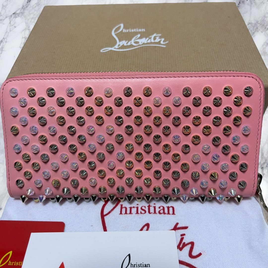 Christian Louboutin(クリスチャンルブタン)の新品未使用 クリスチャンルブタン パネトーネ スタッズ 長財布 ピンク メンズのファッション小物(長財布)の商品写真