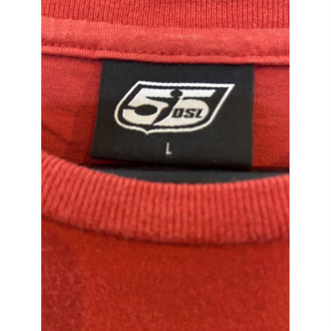 55DSL(フィフティーファイブディーエスエル)の55DSL DIESEL ディーゼル Tシャツ tee red メンズのトップス(Tシャツ/カットソー(半袖/袖なし))の商品写真