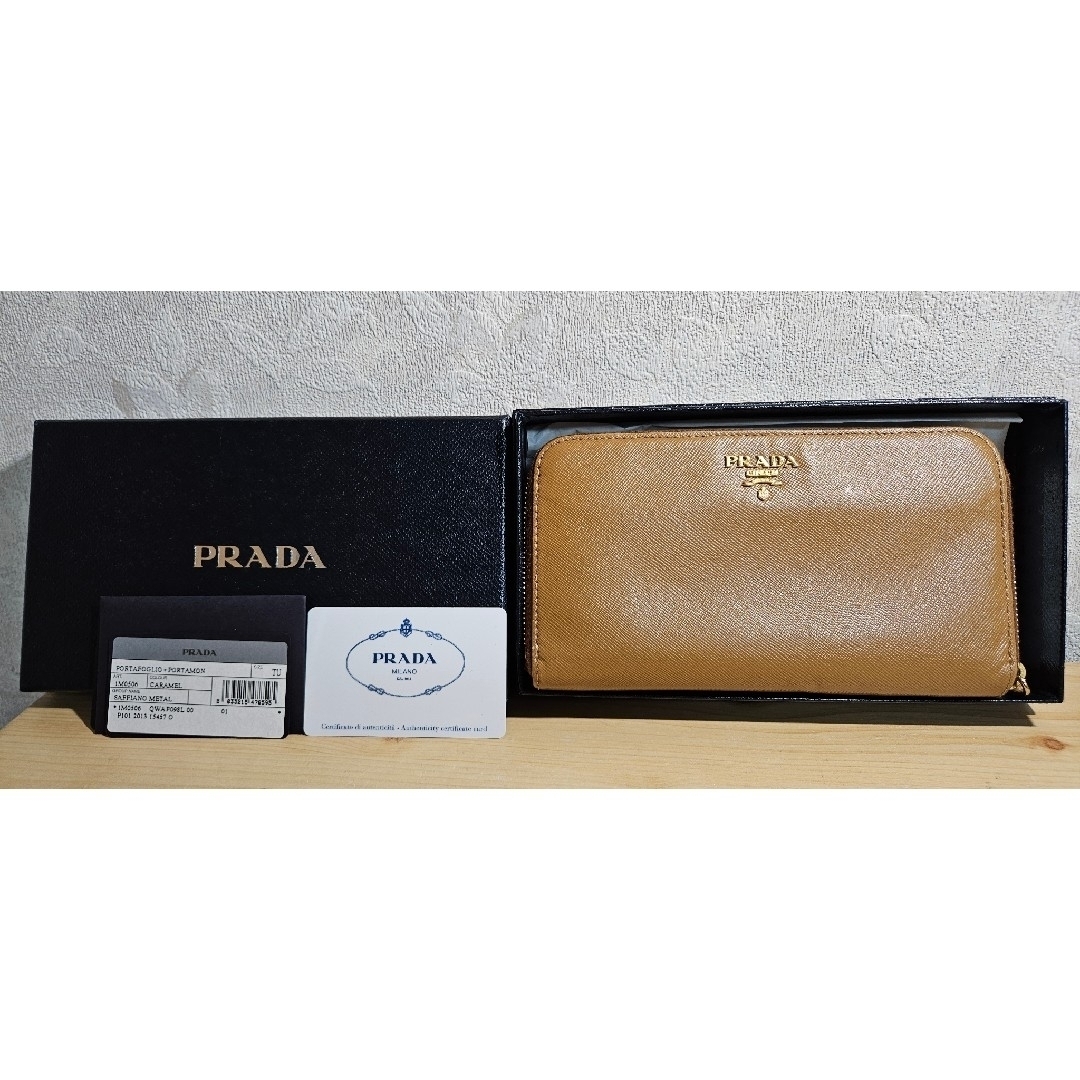 PRADA(プラダ)のPRADA プラダ　長財布　SAFFIANO METAL サフィアーノメタル レディースのファッション小物(財布)の商品写真