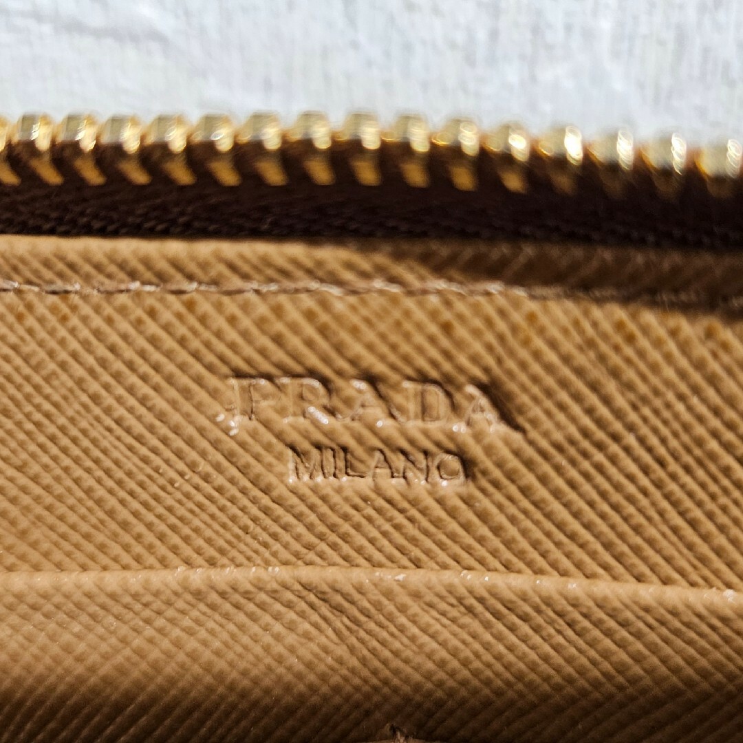 PRADA(プラダ)のPRADA プラダ　長財布　SAFFIANO METAL サフィアーノメタル レディースのファッション小物(財布)の商品写真