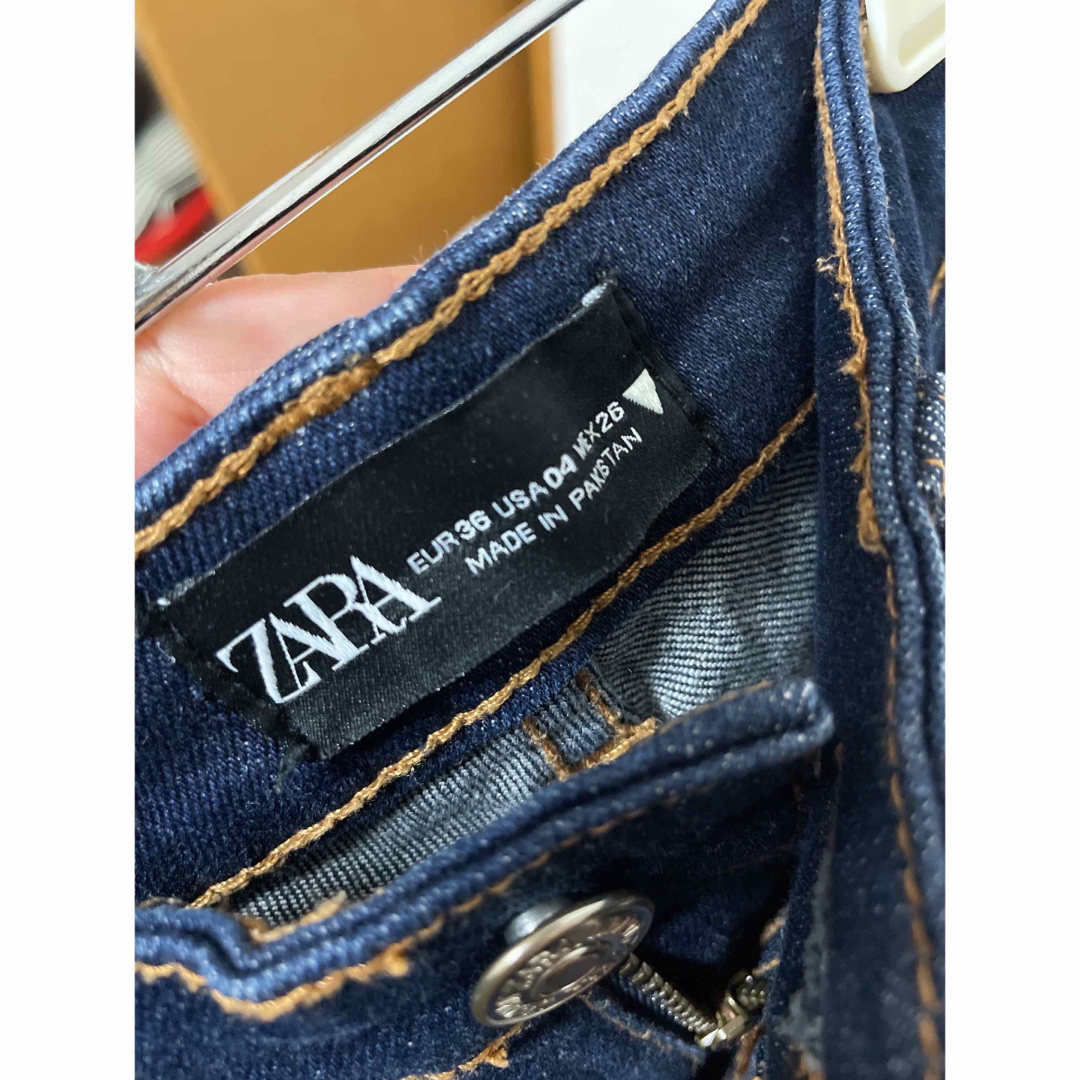 ZARA(ザラ)のZARA ザラ　スキニー　デニムパンツ　36  xs レディースのパンツ(デニム/ジーンズ)の商品写真