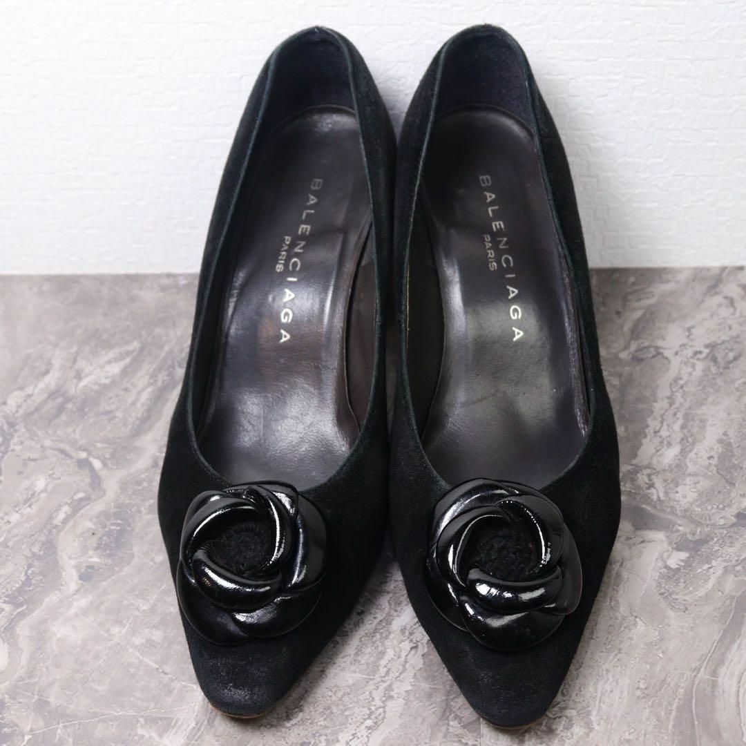 Balenciaga(バレンシアガ)の【美品】BALENCIAGA 24 スエード パンプス フラワー 黒 レディースの靴/シューズ(ハイヒール/パンプス)の商品写真