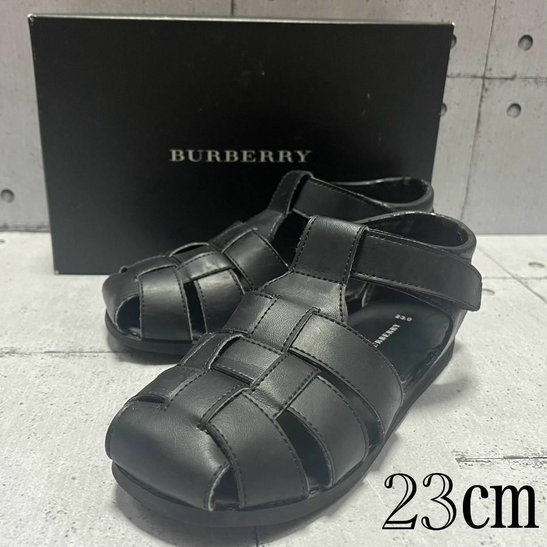 【美品】BURBERRY（バーバリー） 子供サンダル ブラック 23cm キッズ/ベビー/マタニティのキッズ靴/シューズ(15cm~)(サンダル)の商品写真