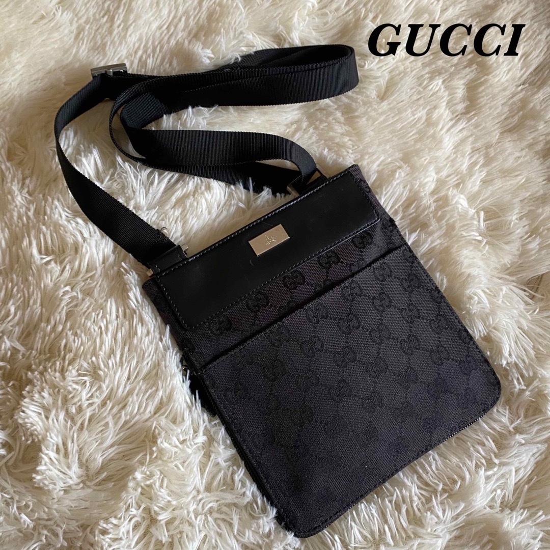 Gucci(グッチ)の【希少・美品】グッチ ショルダーバッグ ミニ GG柄 キャンバス×レザー 黒 レディースのバッグ(ショルダーバッグ)の商品写真