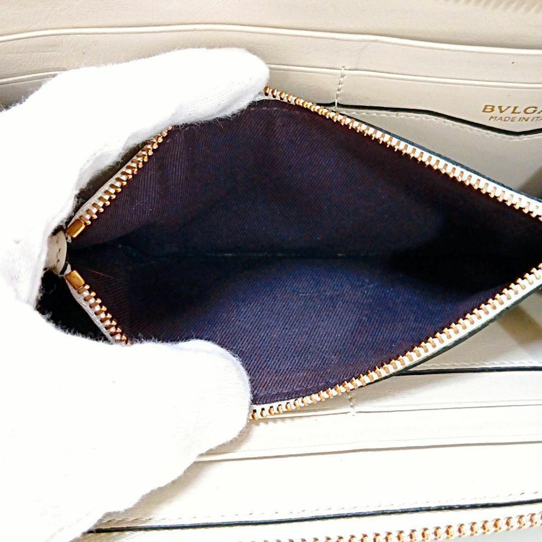 LOUIS VUITTON(ルイヴィトン)のブルガリ 長財布 ビーゼロワン ラウンドファスナー B-Zero1 アイボリー レディースのファッション小物(財布)の商品写真
