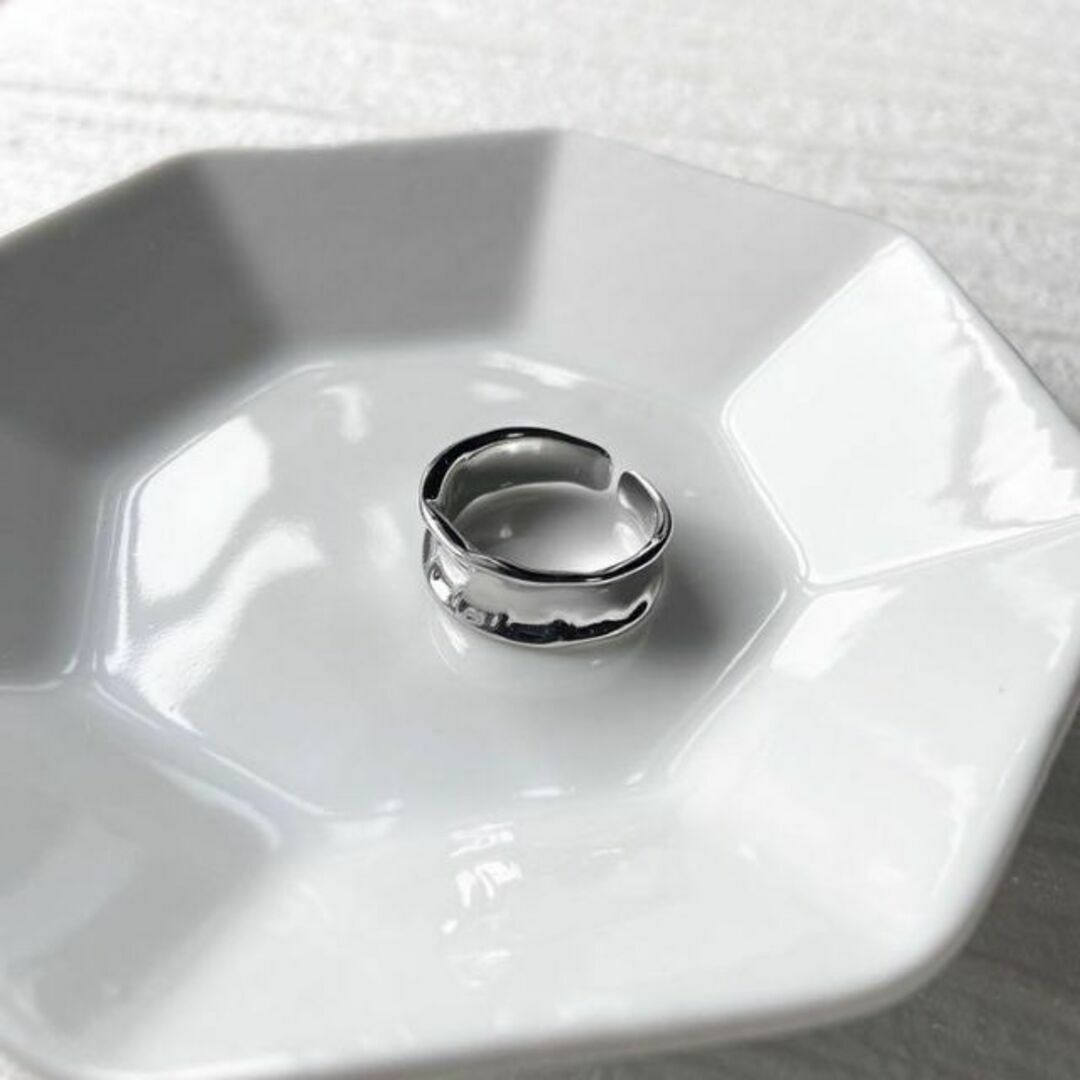 simple カーブ dent ring レディースのアクセサリー(リング(指輪))の商品写真