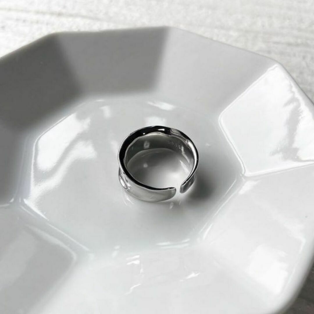 simple カーブ dent ring レディースのアクセサリー(リング(指輪))の商品写真