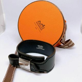 エルメス(Hermes)の721黒　ブラック エルメス アルテミス レザー ブレスレット　ゴールド金具(ブレスレット/バングル)