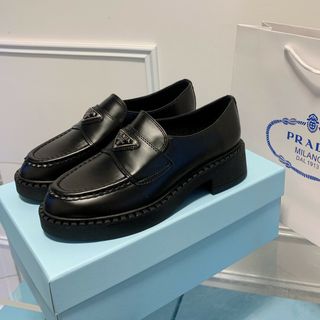 プラダ(PRADA)の人気☆【プラダ】☆ローファー02(ローファー/革靴)